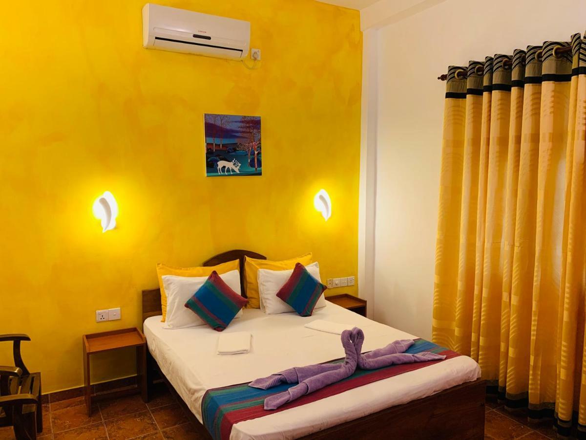 Sam'S Guest House Unawatuna Exterior foto